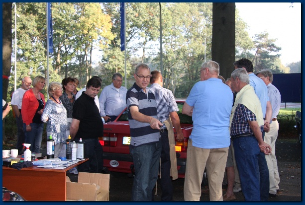 600x399 pixels (137K)